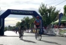 Photo of Vuelta al Valle: En Cervantes, Tivani ganó pero lo penalizaron y le dieron la victoria a Cobarrubia